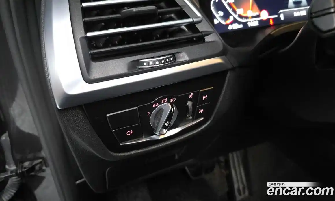 BMW X3 2023 3.0 автомат (гидро), фото 26
