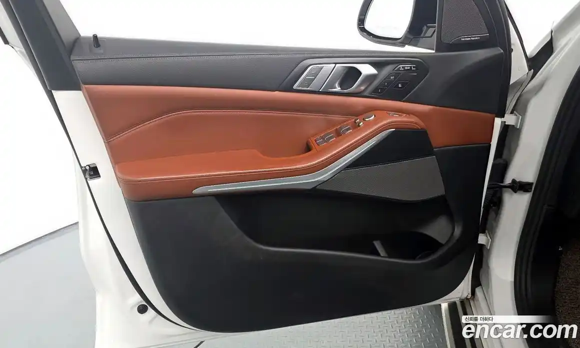 BMW X7 2020 3.0 автомат (гидро), фото 14