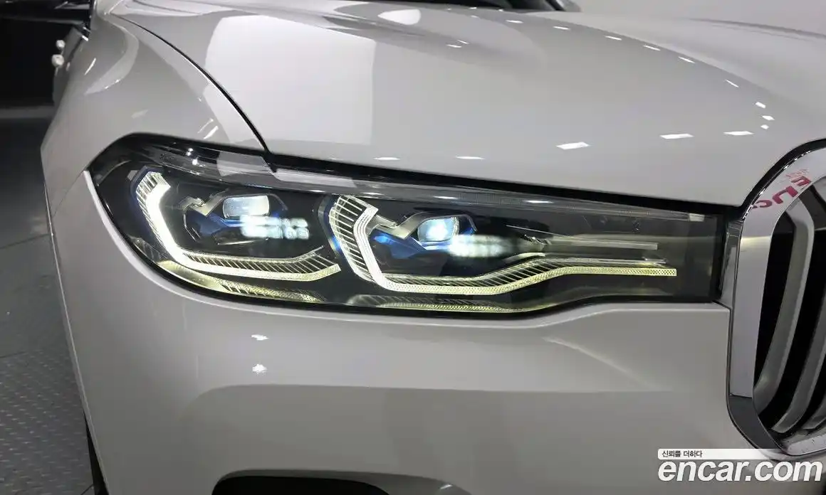 BMW X7 2020 3.0 автомат (гидро), фото 8