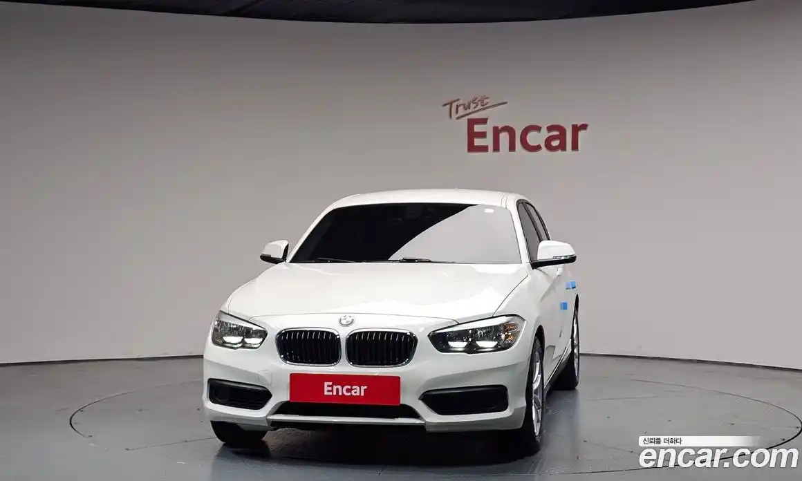 BMW 1 серия 2016 2.0 автомат (гидро), фото 3