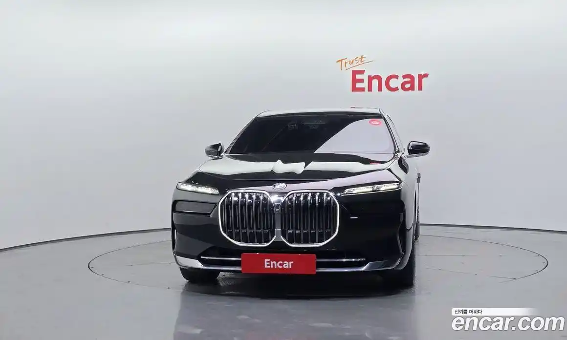 BMW 7 серия 2022 3.0 автомат (гидро), фото 3