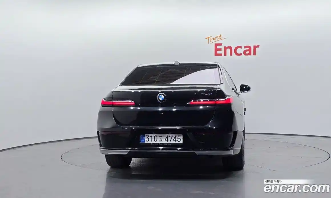 BMW 7 серия 2022 3.0 автомат (гидро), фото 4