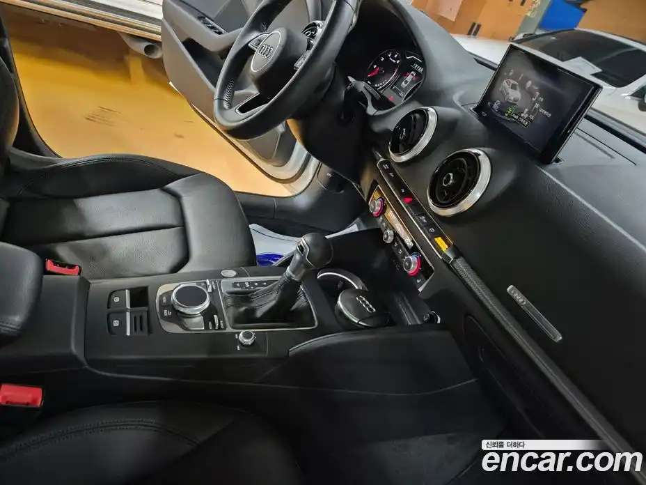 Audi A3 2020 2.0 автомат (гидро), фото 7