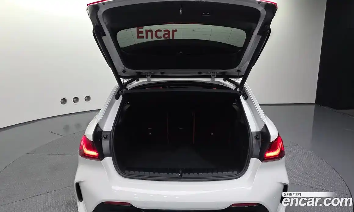 BMW 1 серия 2021 2.0 автомат (гидро), фото 26