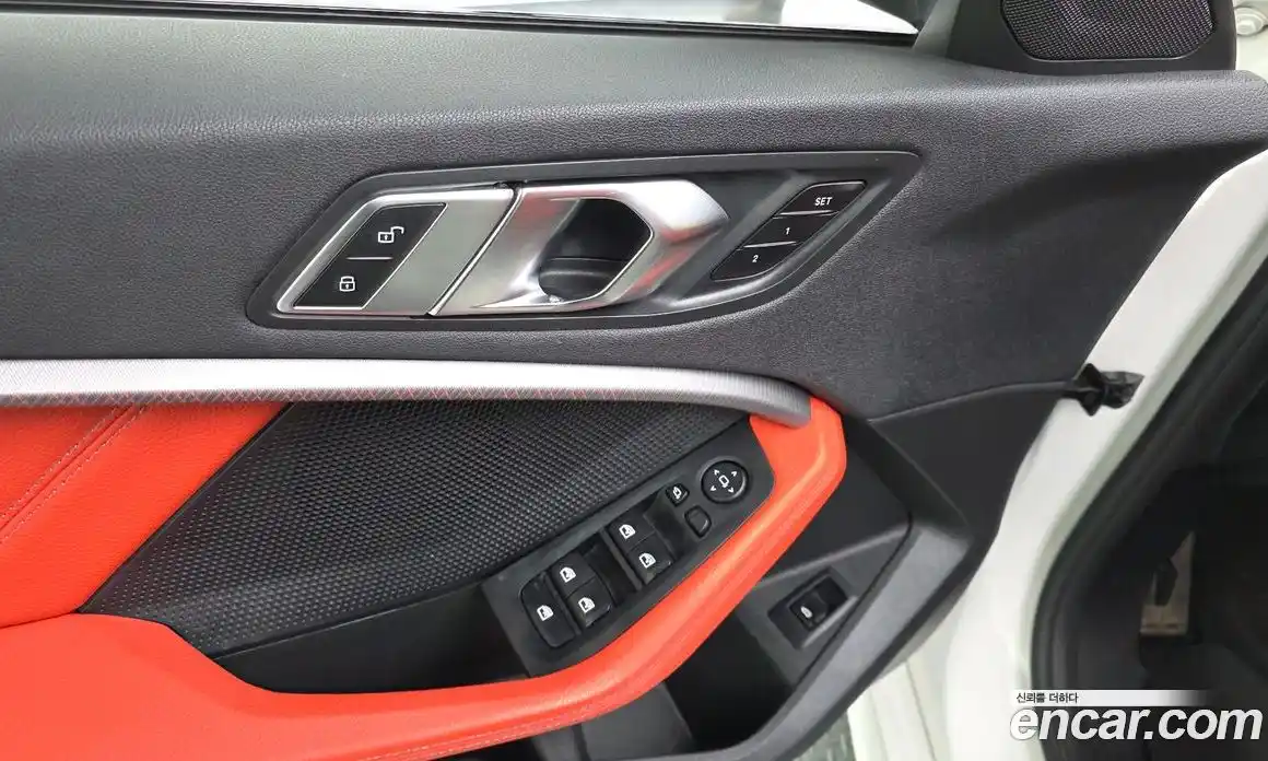BMW 1 серия 2021 2.0 автомат (гидро), фото 27