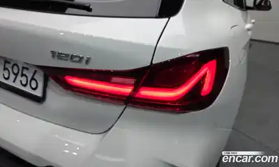 BMW 1 серия 2021 2.0 автомат (гидро), миниатюра 9