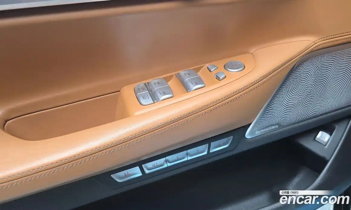 BMW 7 серия 2017 6.6 автомат (гидро), фото 25