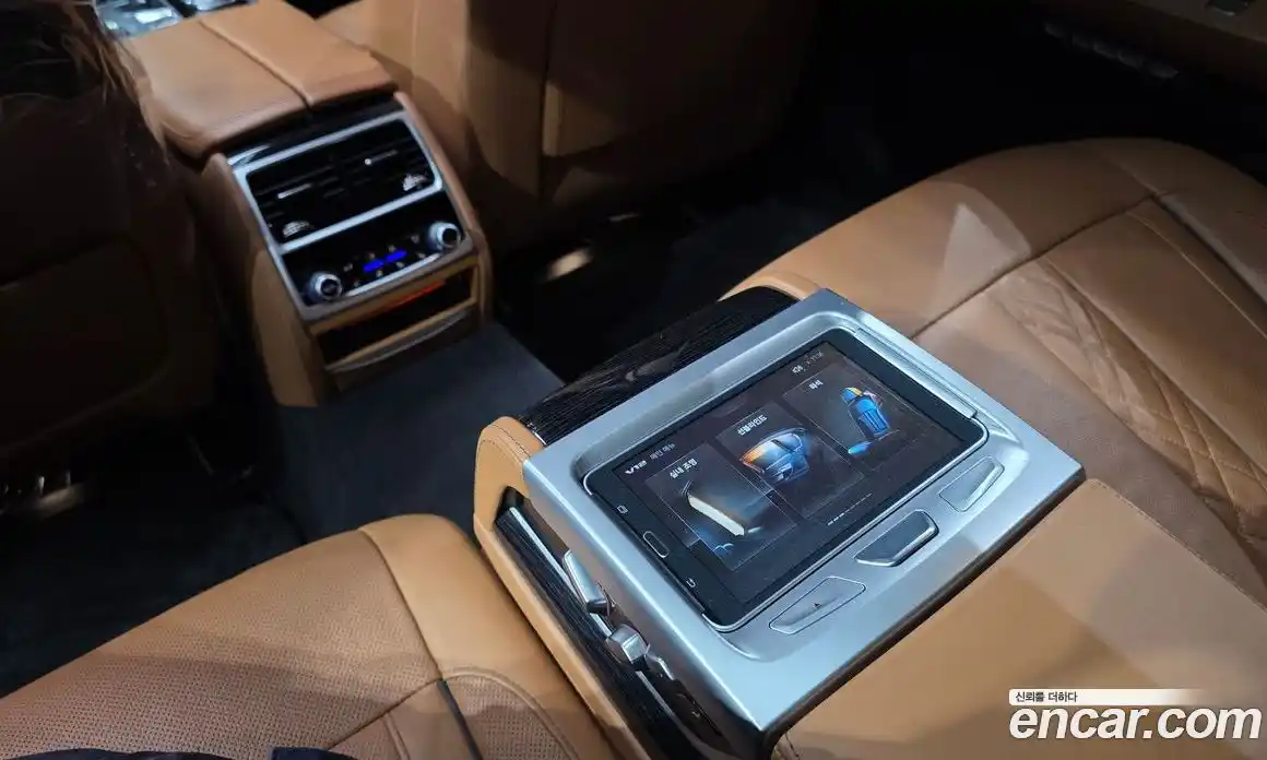 BMW 7 серия 2017 6.6 автомат (гидро), фото 27