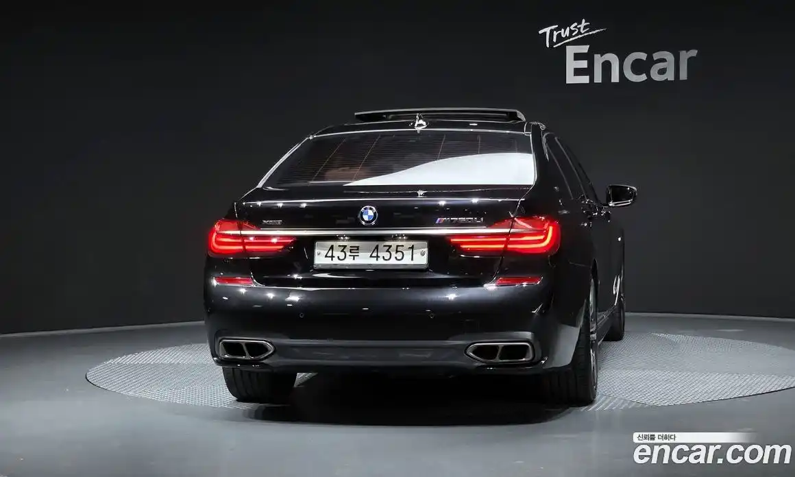 BMW 7 серия 2017 6.6 автомат (гидро), фото 4
