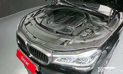 BMW 7 серия 2017 6.6 автомат (гидро), миниатюра 6