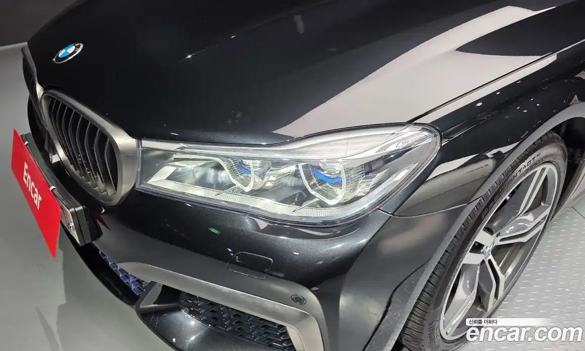 BMW 7 серия 2017 6.6 автомат (гидро), фото 8