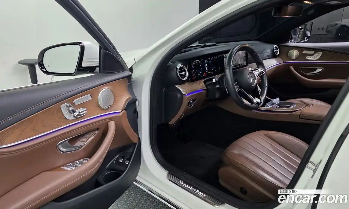 Mercedes-Benz E-Class 2022 2.0 автомат (гидро), фото 13