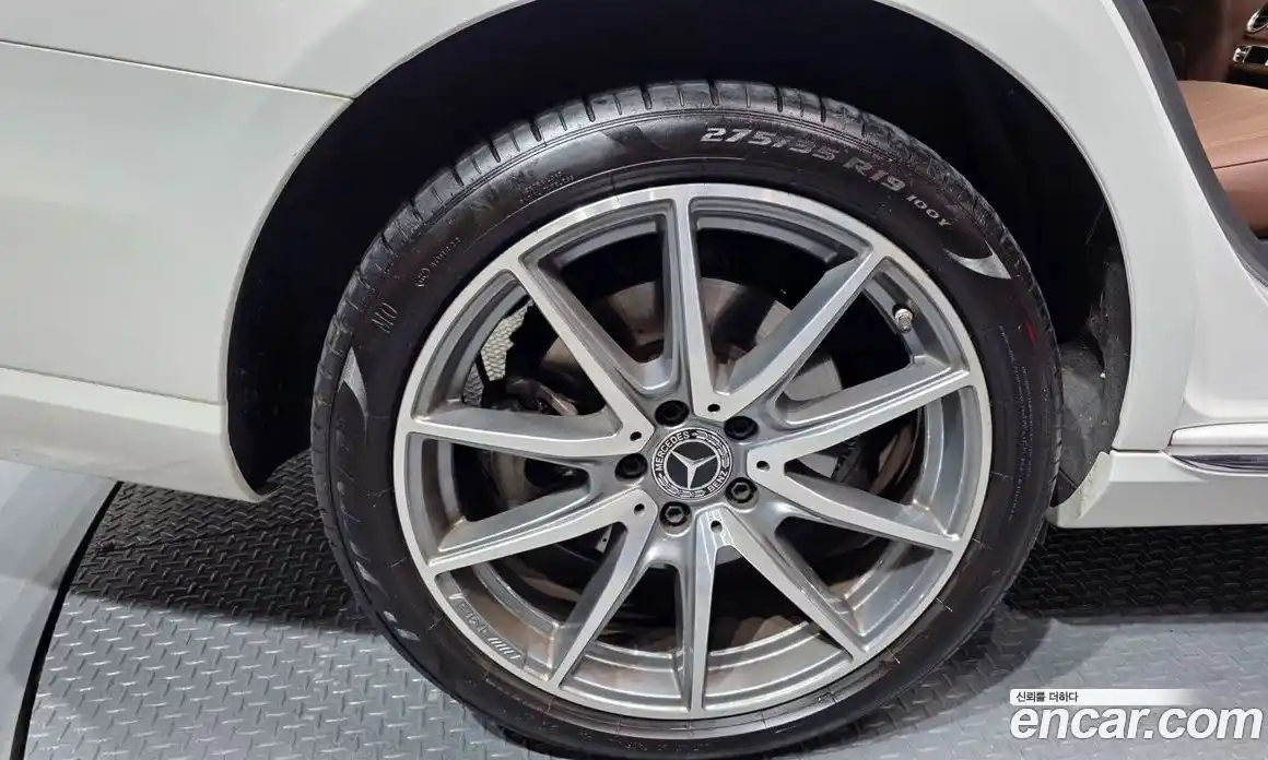 Mercedes-Benz E-Class 2022 2.0 автомат (гидро), фото 5