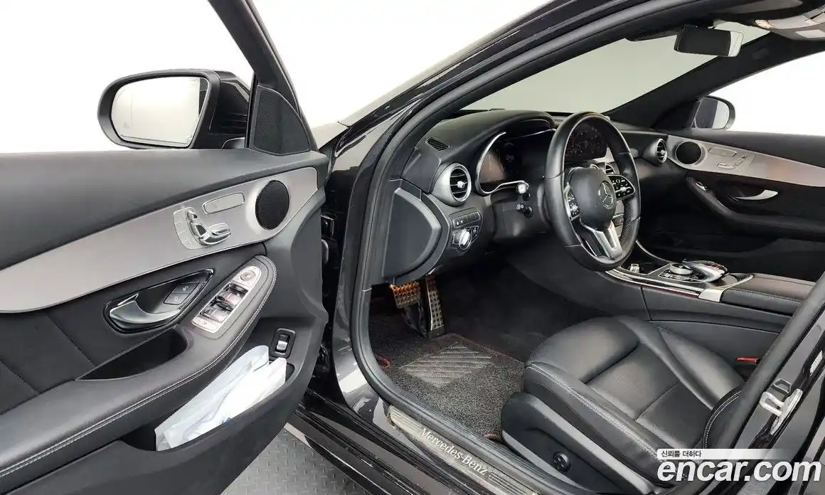 Mercedes-Benz C-Class 2021 2.0 гидро, фото 13 Mercedes-Benz C-Class 2021 2.0 гидро, фото 13