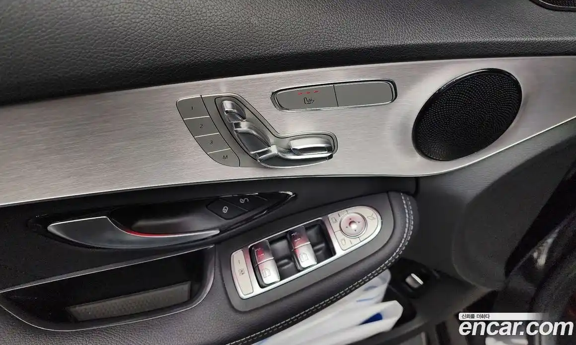 Mercedes-Benz C-Class 2021 2.0 гидро, фото 32 Mercedes-Benz C-Class 2021 2.0 гидро, фото 32