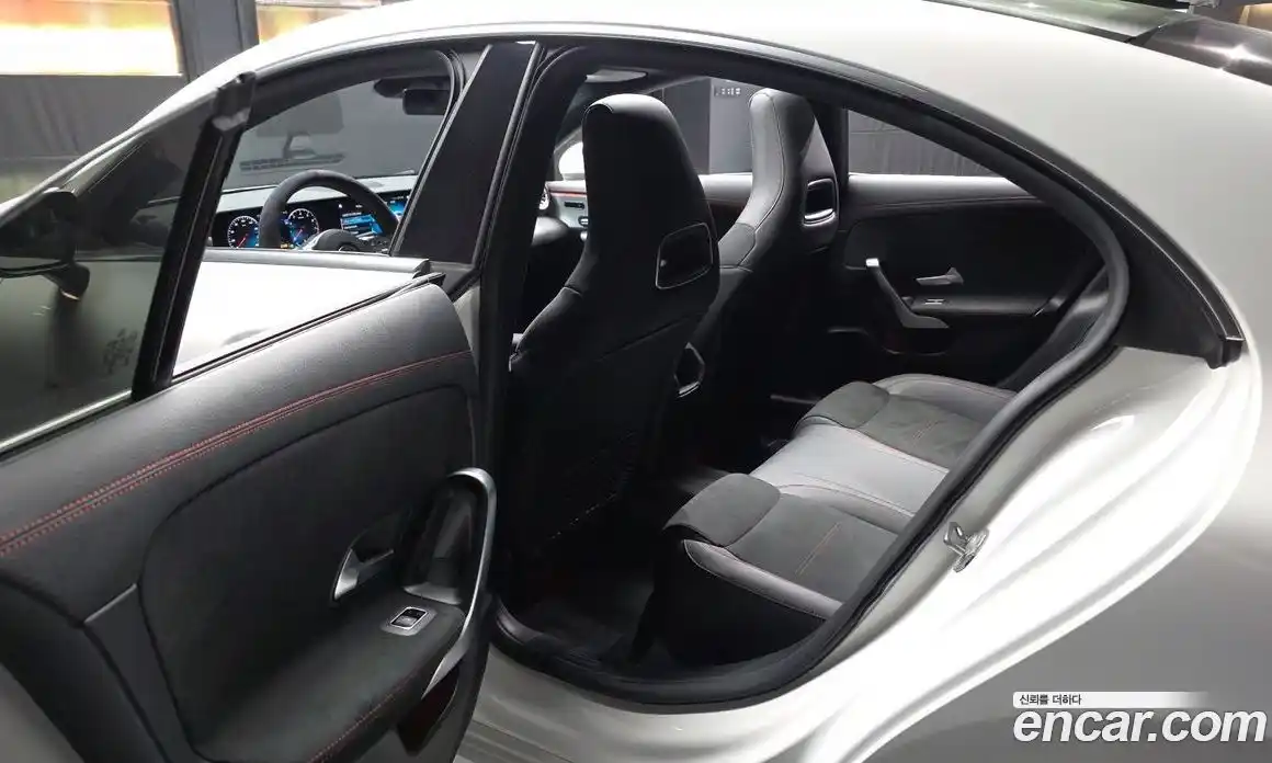 Mercedes-Benz CLA-Class 2021 2.0 гидро, фото 16 Mercedes-Benz CLA-Class 2021 2.0 гидро, фото 16