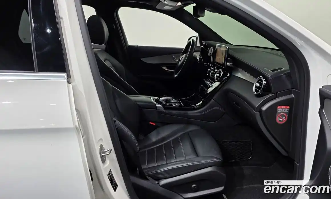 Mercedes-Benz GLC-Class 2016 2.1 гидро, фото 11 Mercedes-Benz GLC-Class 2016 2.1 гидро, фото 11