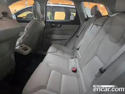 Volvo XC60 2026 2.0 автомат (гидро), миниатюра 11