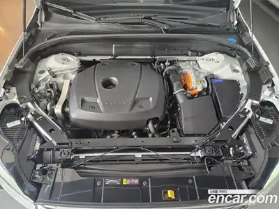 Volvo XC60 2026 2.0 автомат (гидро), миниатюра 6