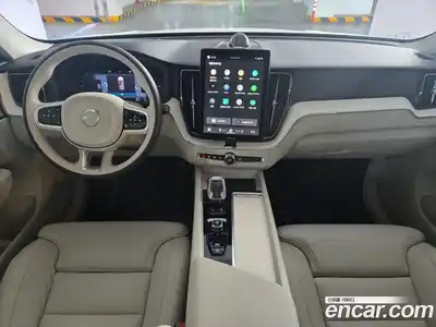 Volvo XC60 2026 2.0 автомат (гидро), миниатюра 7