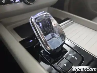 Volvo XC60 2026 2.0 автомат (гидро), миниатюра 9