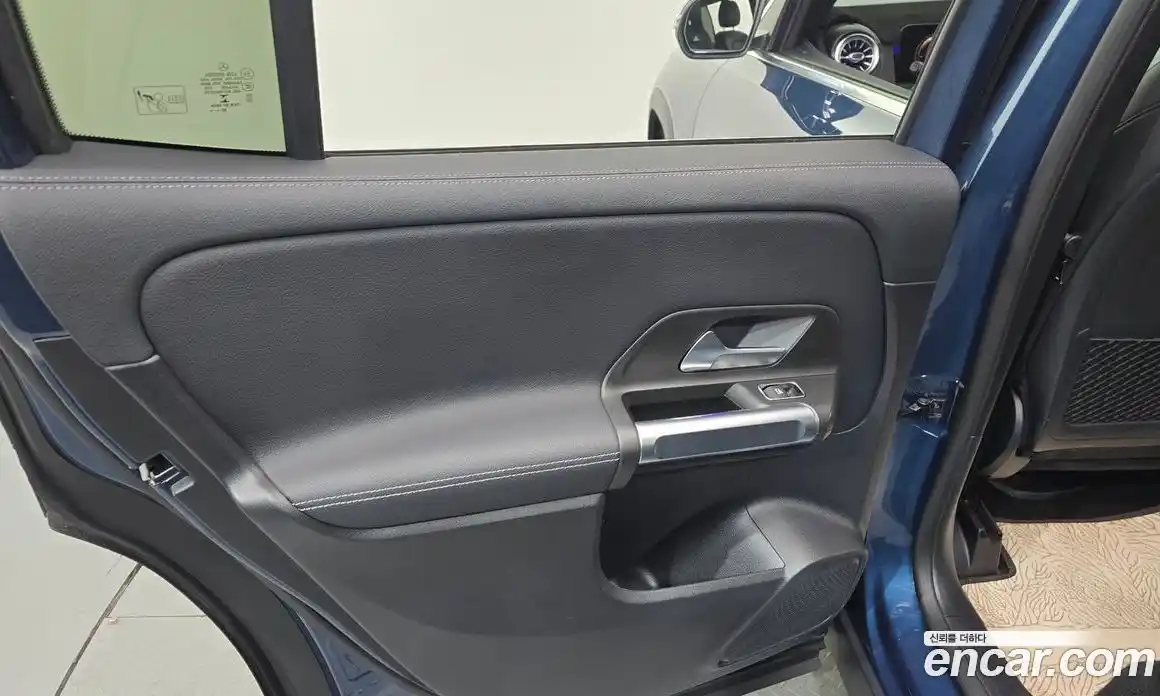 Mercedes-Benz GLB-Class 2021 2.0 гидро, фото 15