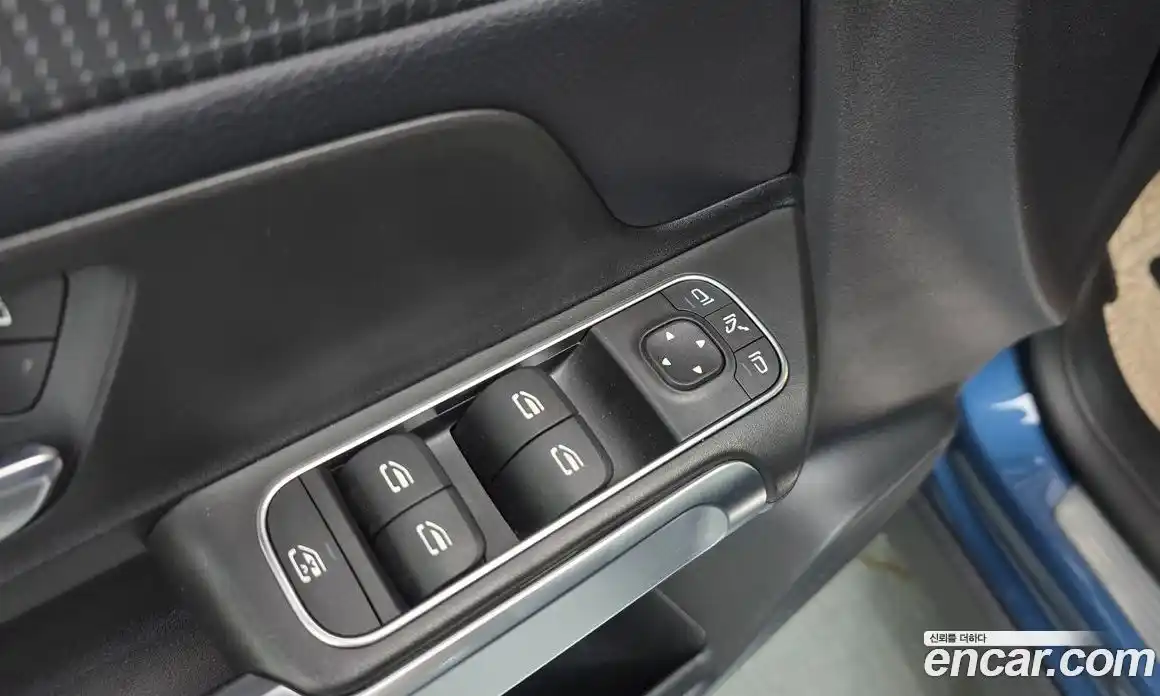 Mercedes-Benz GLB-Class 2021 2.0 гидро, фото 28
