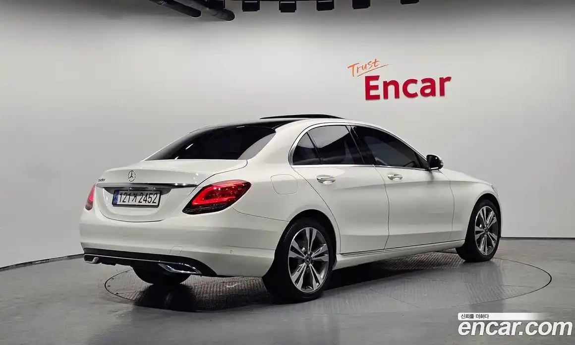 Mercedes-Benz C-Class 2019 1.9 гидро, фото 2 Mercedes-Benz C-Class 2019 1.9 гидро, фото 2