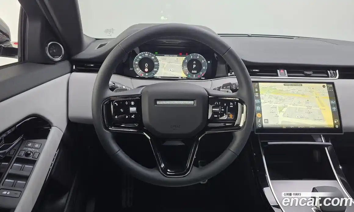 Land Rover Range Rover Evoque 2025 2.0 автомат (гидро), фото 15