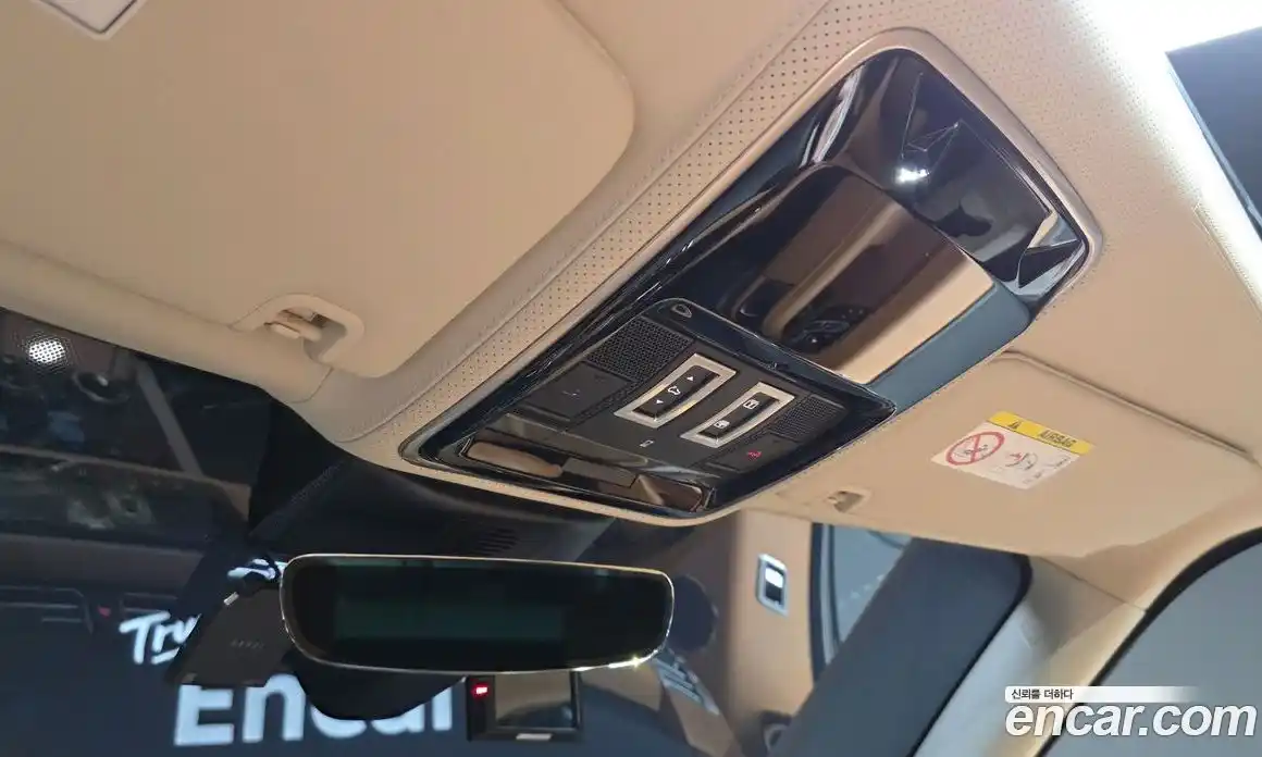 Land Rover Range Rover 2020 4.4 автомат (гидро), фото 28