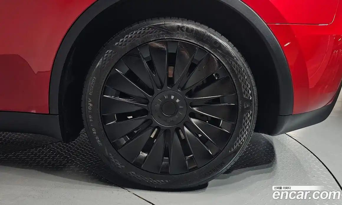 Tesla Model Y 2023 0.2 гидро, фото 6