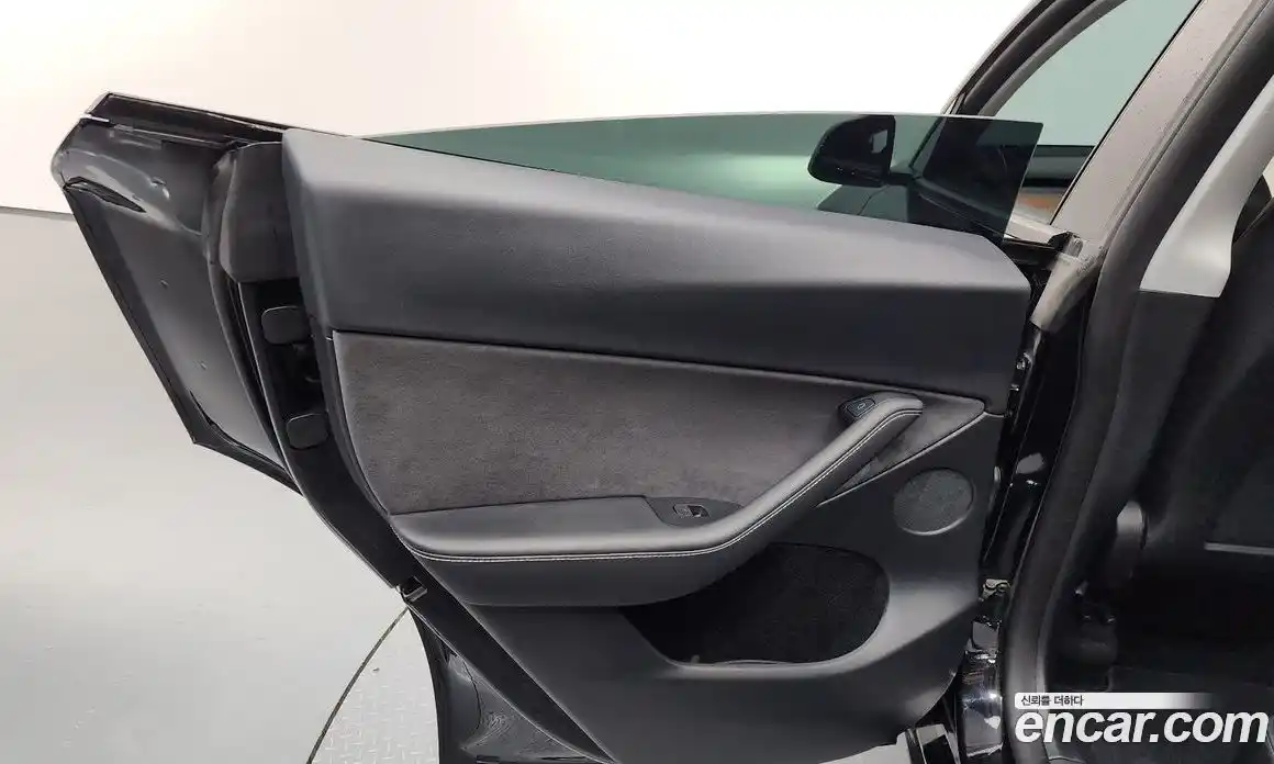 Tesla Model Y 2022 0.2 гидро, фото 15