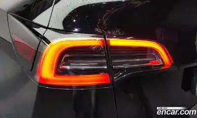 Tesla Model Y 2022 0.2 гидро, миниатюра 9