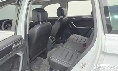 Volkswagen Tiguan 2021 2.0 автомат (гидро), миниатюра 11