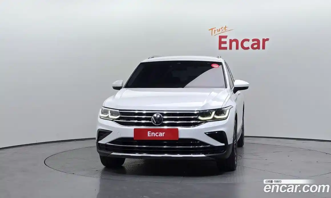 Volkswagen Tiguan 2021 2.0 автомат (гидро), фото 3