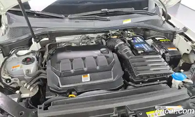 Volkswagen Tiguan 2021 2.0 автомат (гидро), миниатюра 6