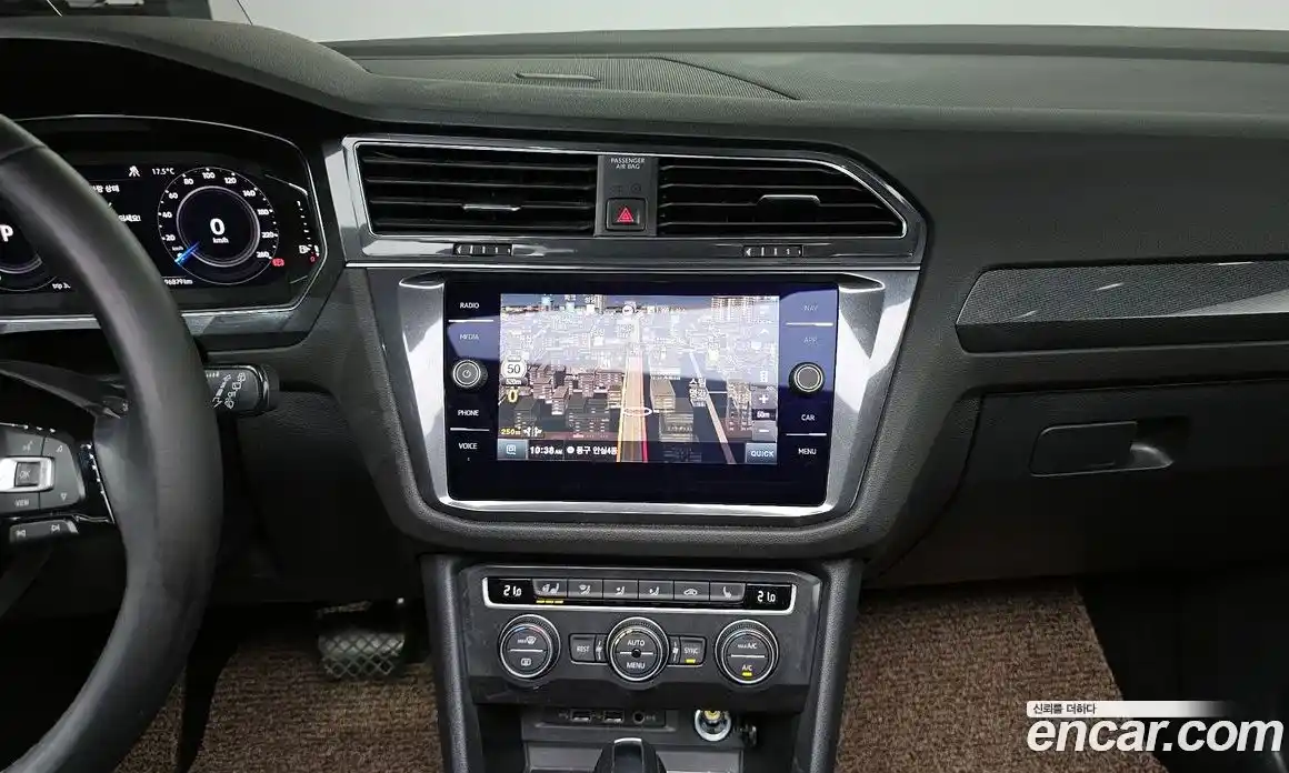 Volkswagen Tiguan 2020 2.0 автомат (гидро), фото 13