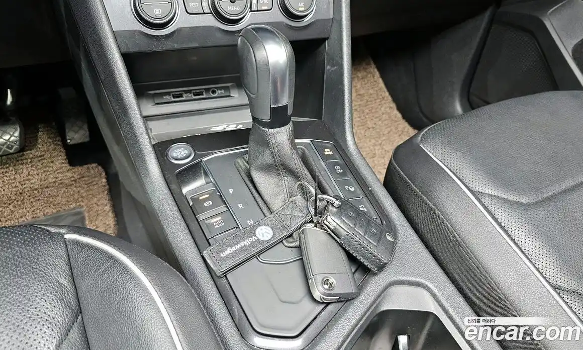 Volkswagen Tiguan 2020 2.0 автомат (гидро), фото 9