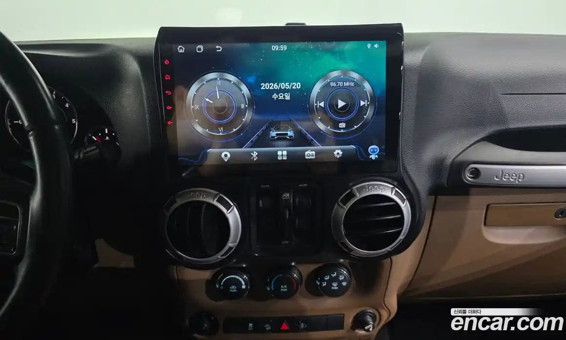 Jeep Wrangler 2011 2.8 автомат (гидро), фото 13