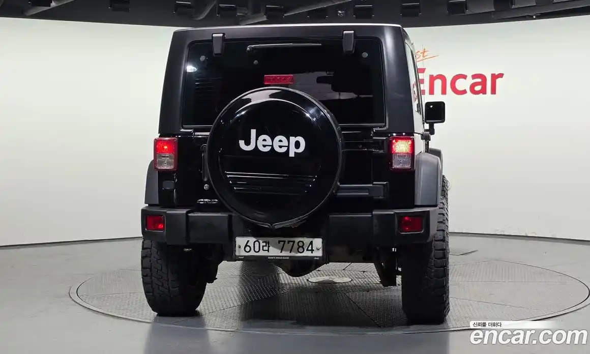 Jeep Wrangler 2011 2.8 автомат (гидро), фото 4