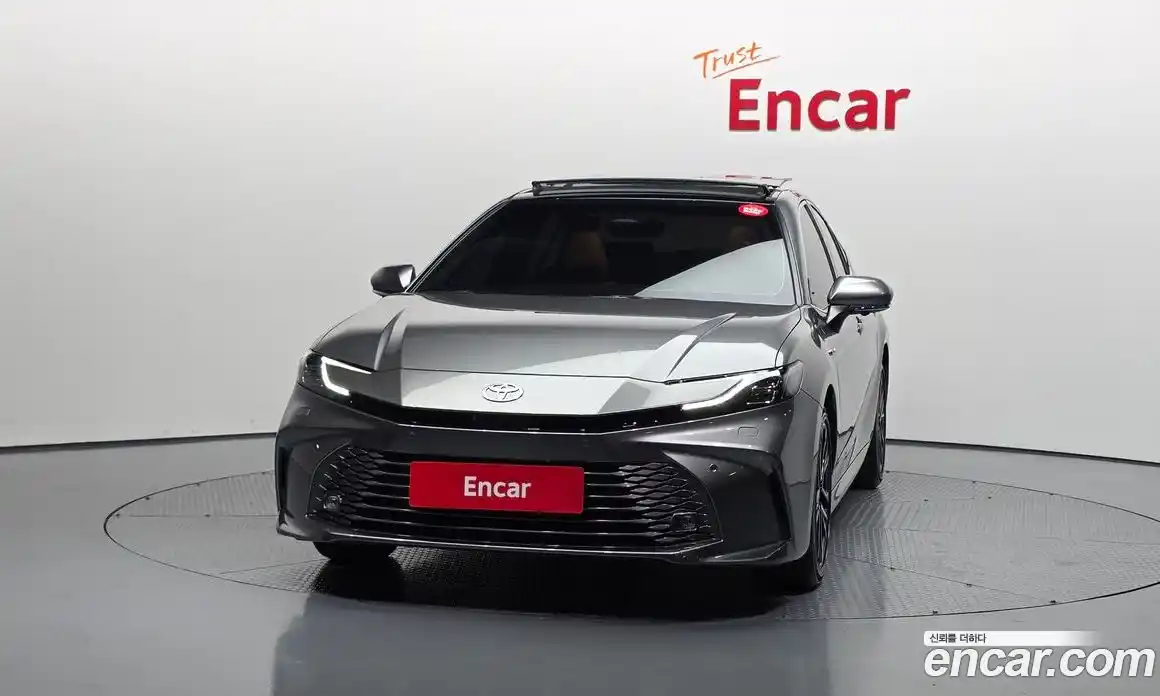 Toyota Camry 2025 2.5 гидро, фото 3