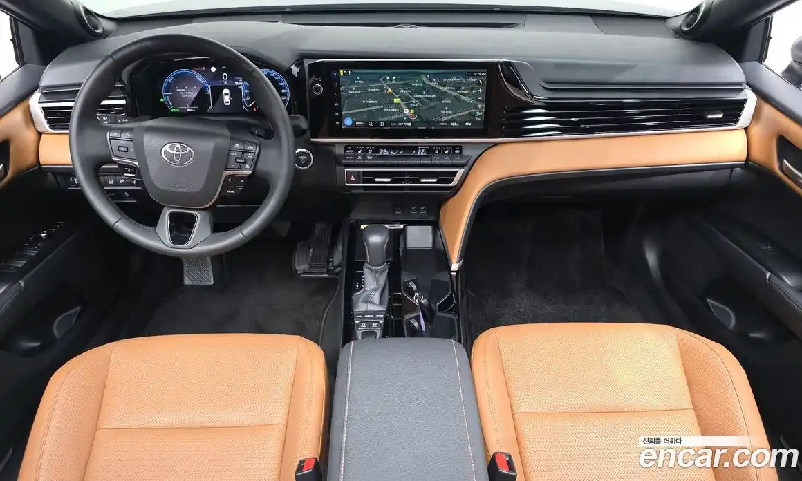 Toyota Camry 2025 2.5 гидро, фото 7