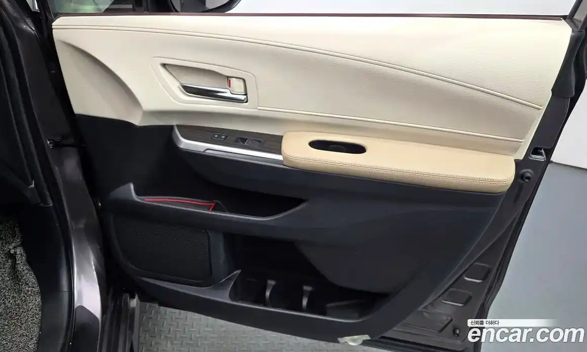 Toyota Sienna 2021 2.5 гидро, фото 15