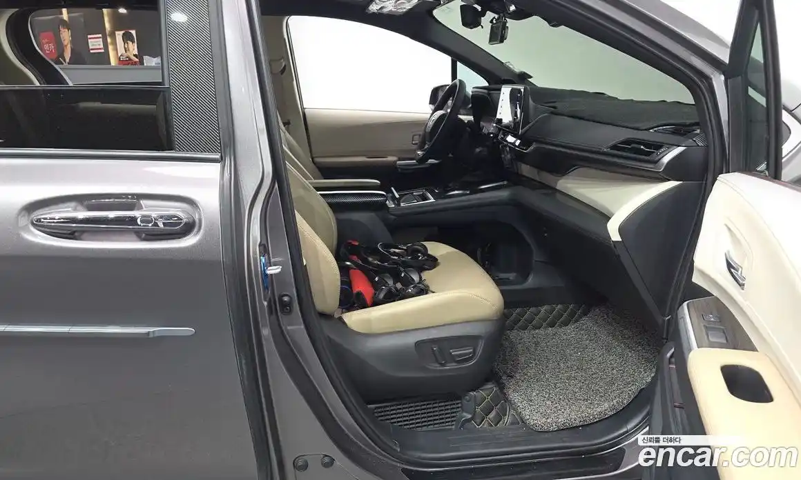 Toyota Sienna 2021 2.5 гидро, фото 16