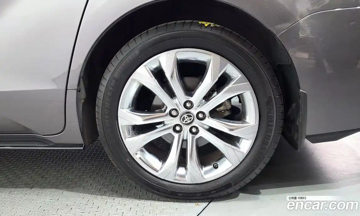 Toyota Sienna 2021 2.5 гидро, фото 7