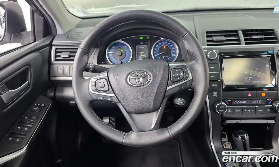 Toyota Camry 2016 2.5 гидро, фото 13