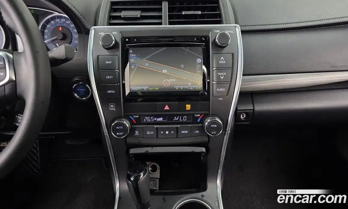 Toyota Camry 2016 2.5 гидро, фото 14