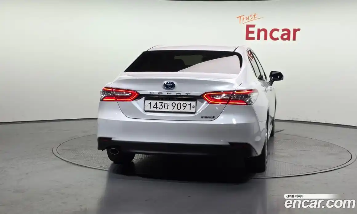 Toyota Camry 2020 2.5 гидро, фото 4