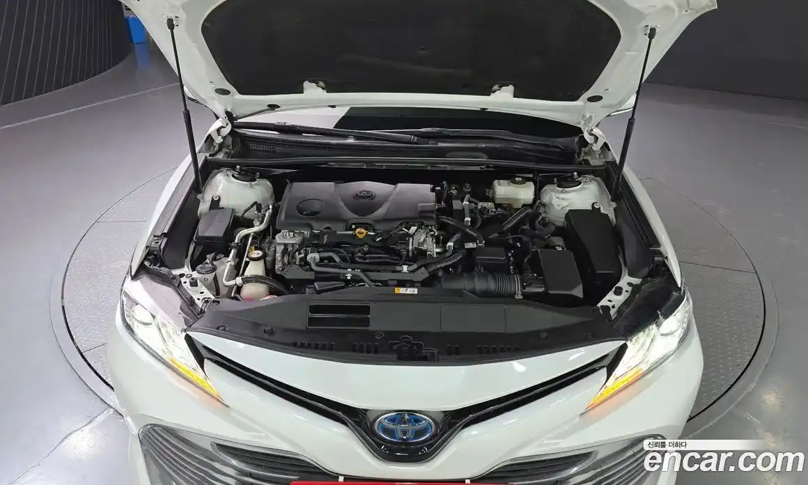 Toyota Camry 2020 2.5 гидро, фото 6