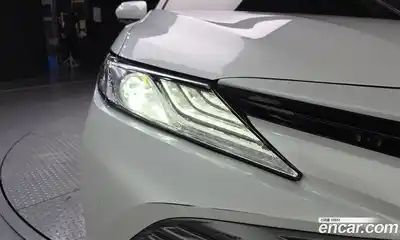 Toyota Camry 2020 2.5 гидро, миниатюра 8